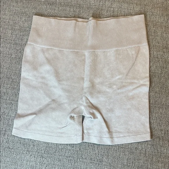 Cream Ribbed Workout Set - Picture 3 of 3